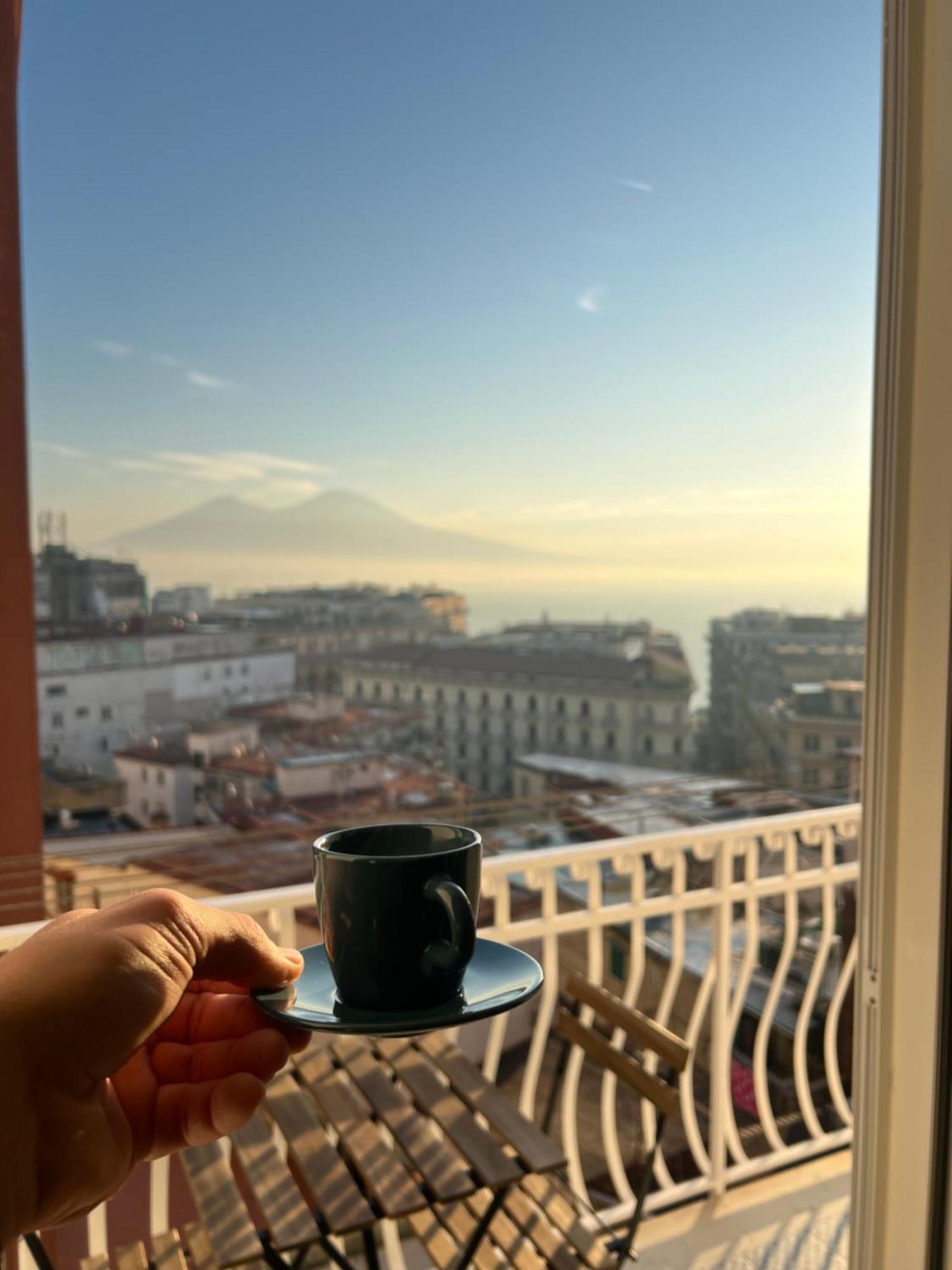 Gennarino Apartments - Panorama Suite With Balcony And Urban Loft ナポリ エクステリア 写真