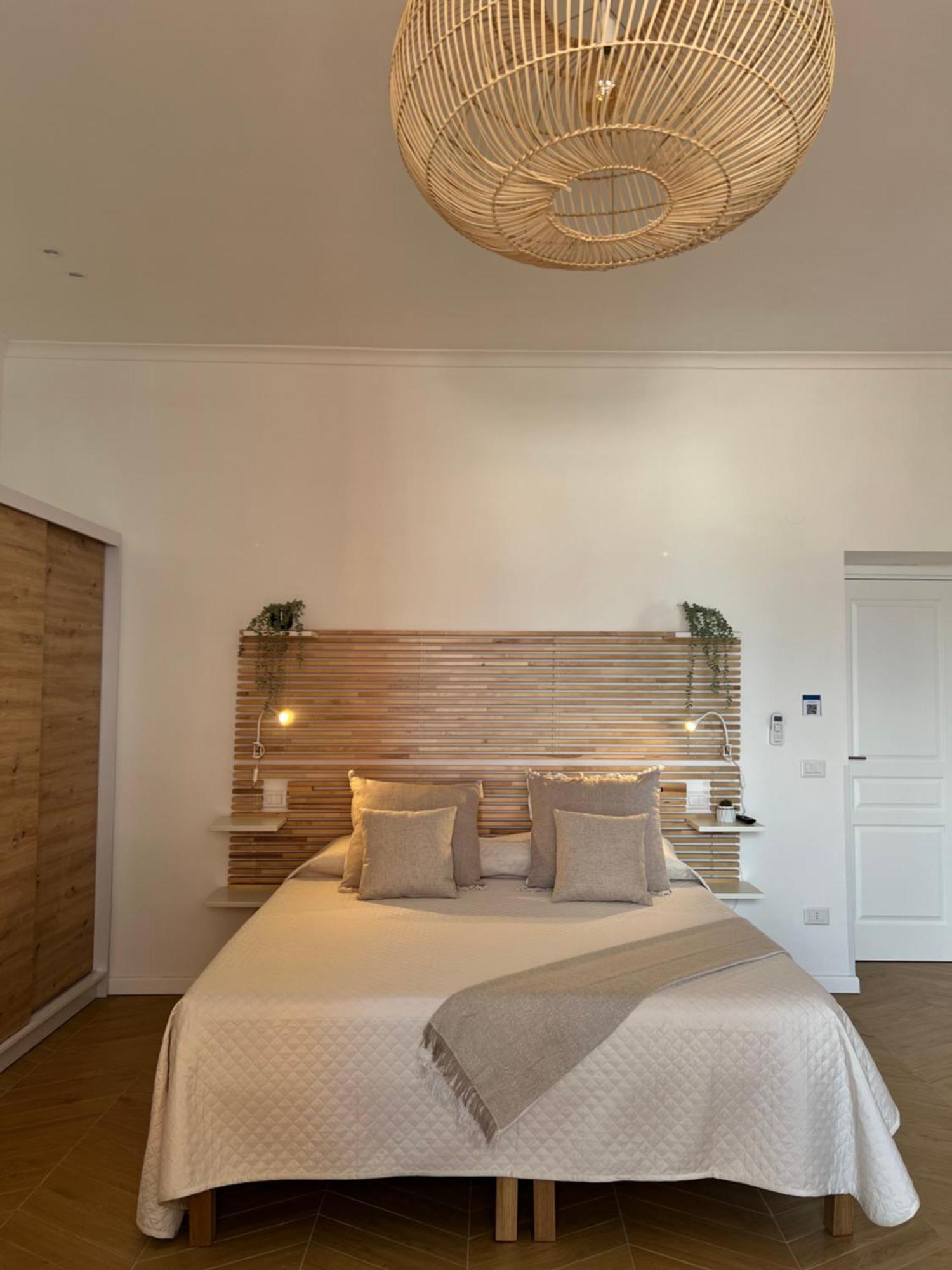 Gennarino Apartments - Panorama Suite With Balcony And Urban Loft ナポリ エクステリア 写真