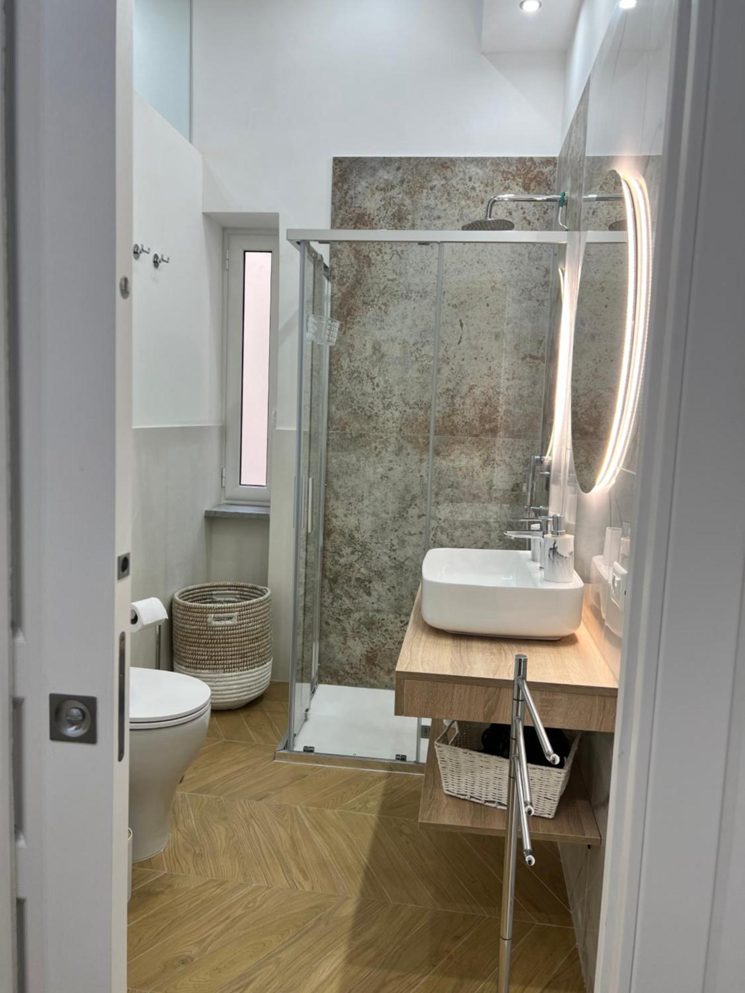 Gennarino Apartments - Panorama Suite With Balcony And Urban Loft ナポリ エクステリア 写真