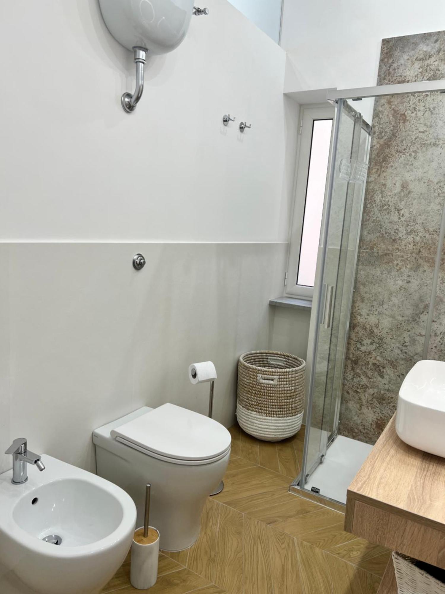 Gennarino Apartments - Panorama Suite With Balcony And Urban Loft ナポリ エクステリア 写真