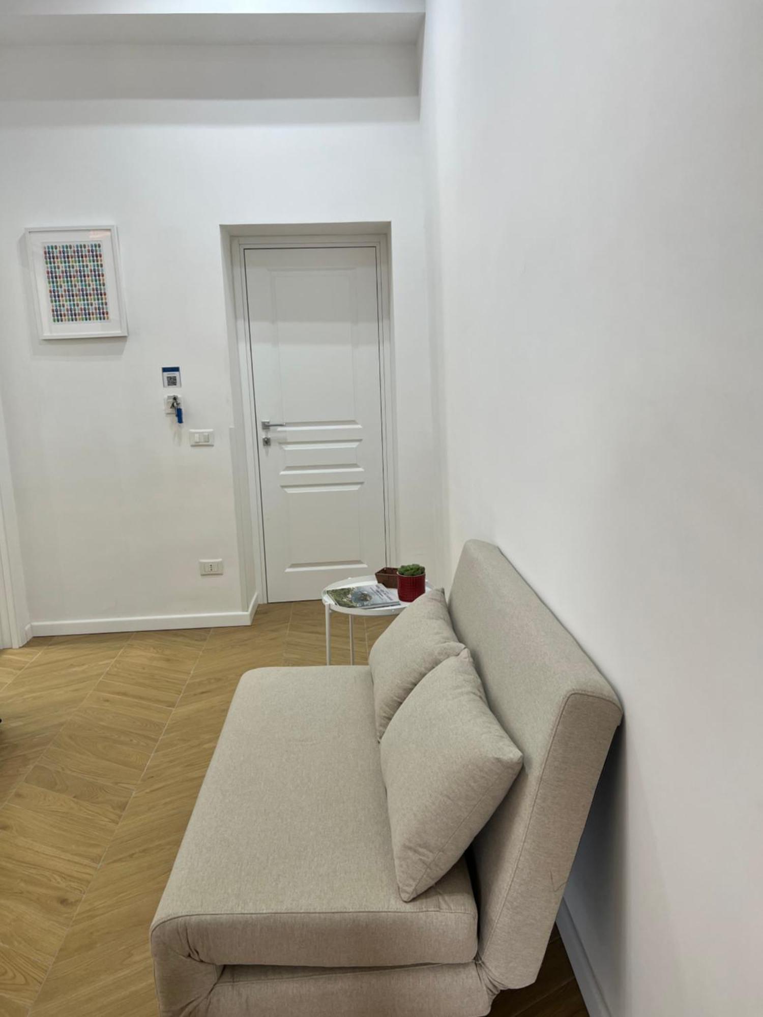Gennarino Apartments - Panorama Suite With Balcony And Urban Loft ナポリ エクステリア 写真
