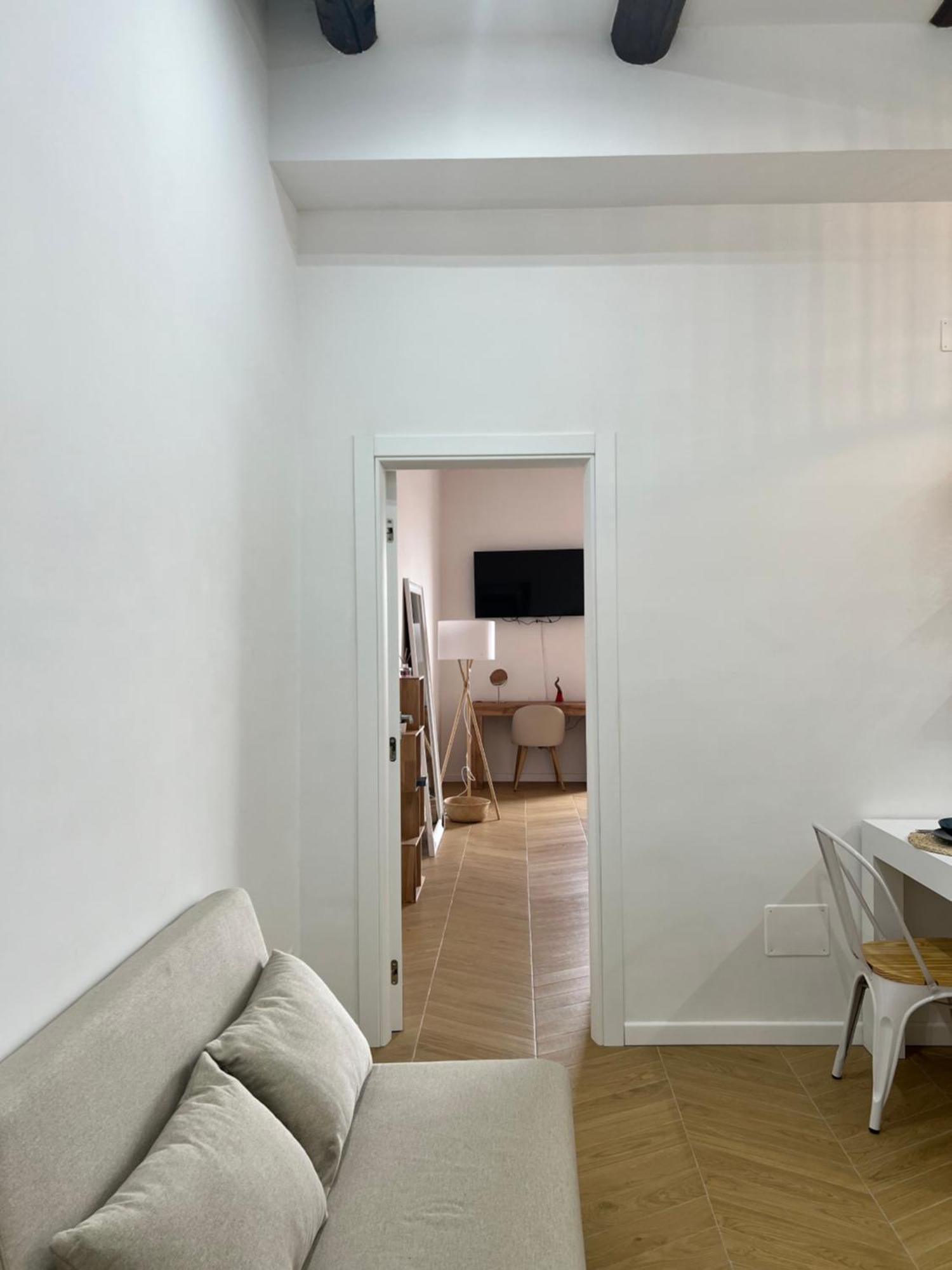 Gennarino Apartments - Panorama Suite With Balcony And Urban Loft ナポリ エクステリア 写真