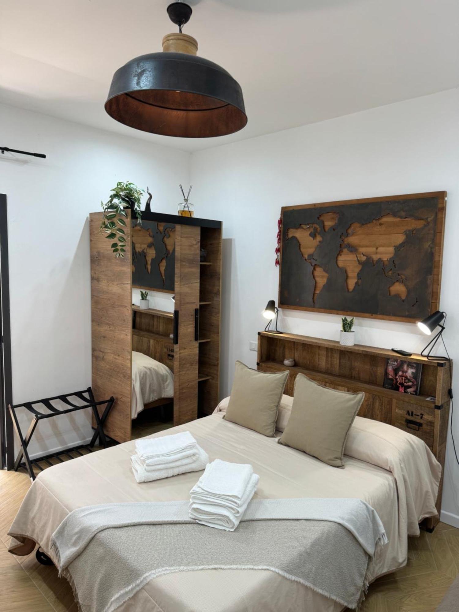 Gennarino Apartments - Panorama Suite With Balcony And Urban Loft ナポリ エクステリア 写真
