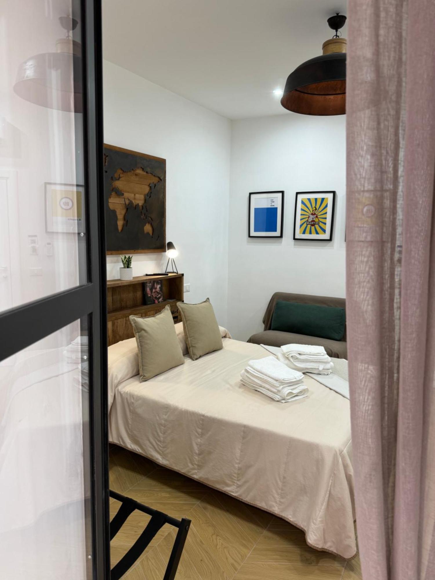 Gennarino Apartments - Panorama Suite With Balcony And Urban Loft ナポリ エクステリア 写真